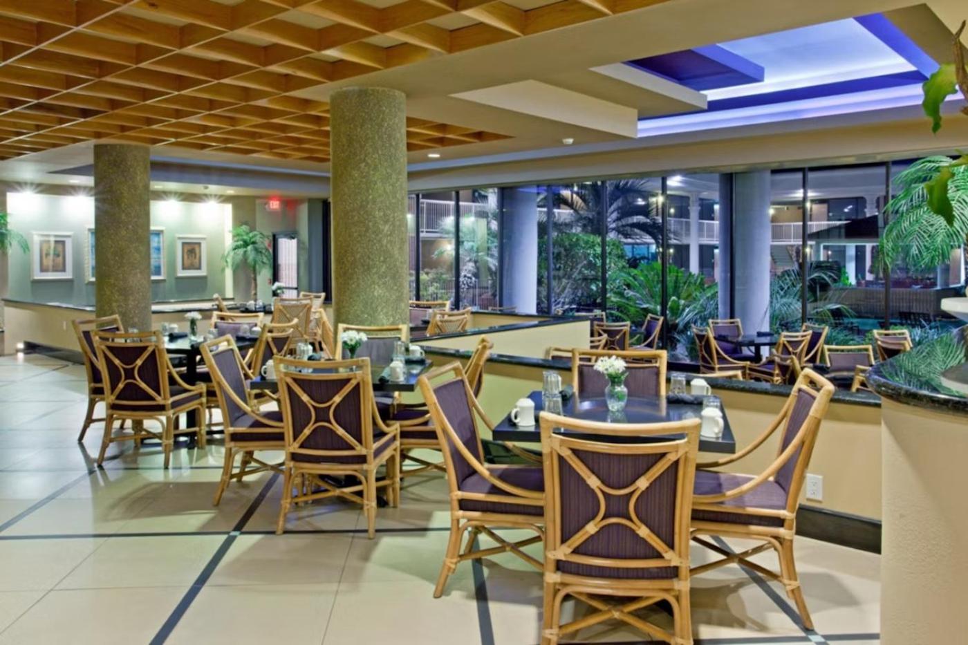 Holiday Inn Port Arthur - Park Central By Ihg Bagian luar foto